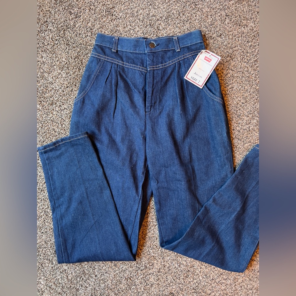 90’s White Tab Levi's Junior’s Blue Jeans, NWT